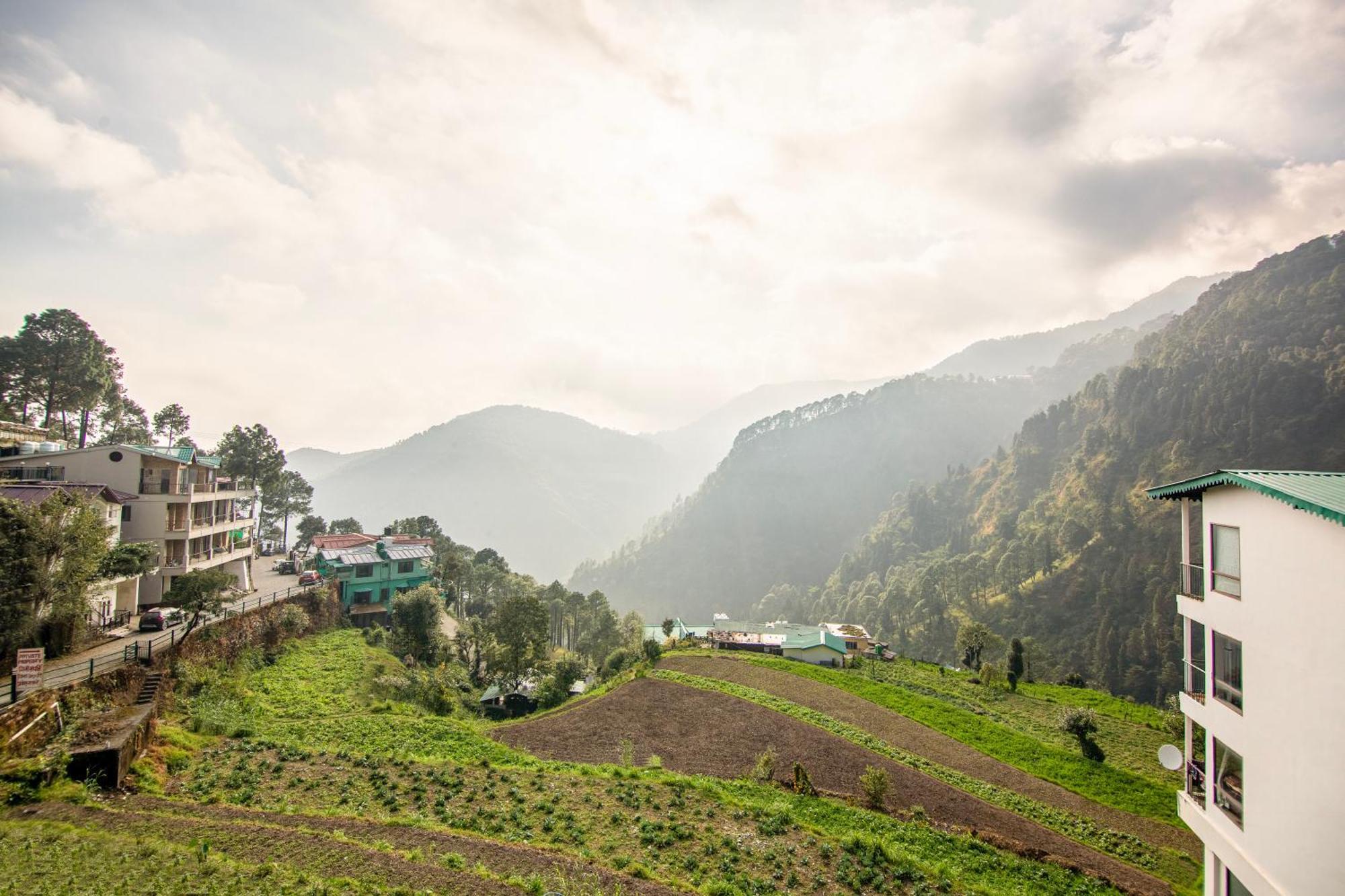 Hotel Sterling Nainital Exterior foto